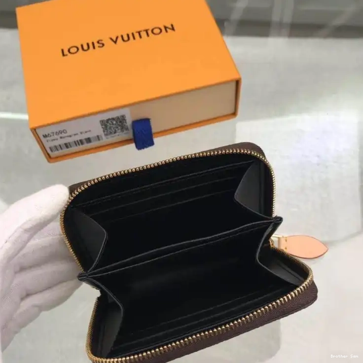 Brother Sam Yupoo LV Bags 19B5790042 0509